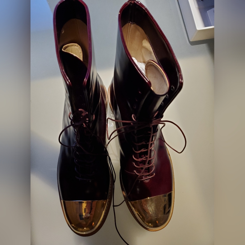 New no box rare sz 42 Gabriela Hearst burgundy boots with golden metal captoe - Picture 9 of 10